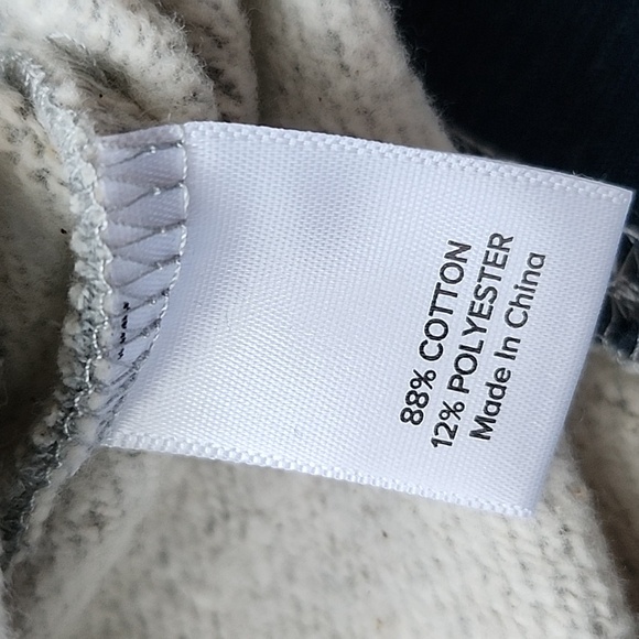 Evereve Presley Varsity Funnel Neck - Picture 4 of 8